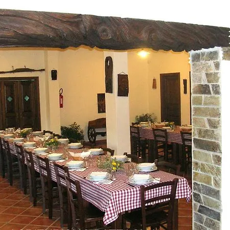 مزرعة للإقامة Agriturismo Battaglia