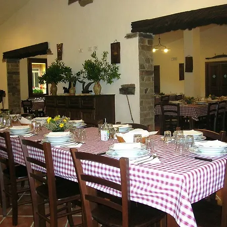 Agriturismo Battaglia Farm stay *